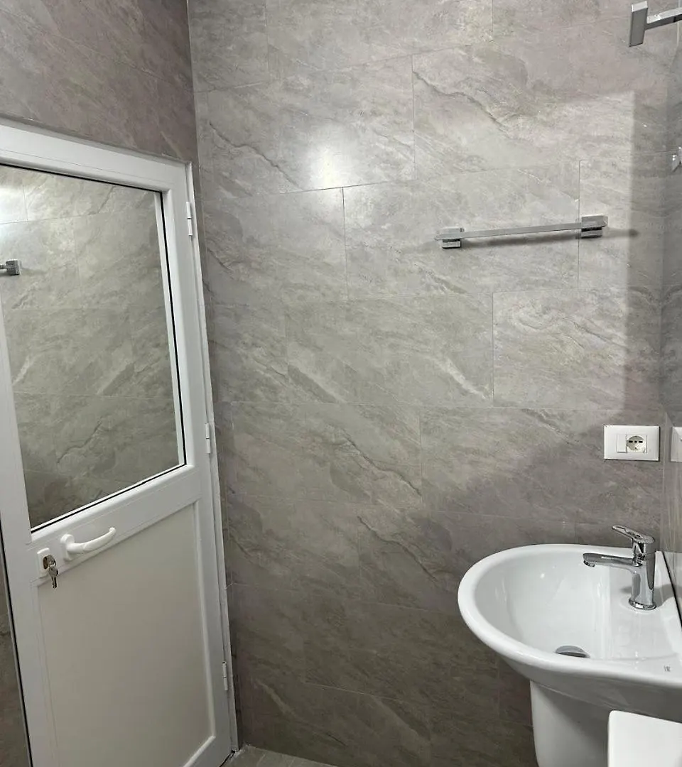 Vila Zefi Shkodra 0*,  Albanien